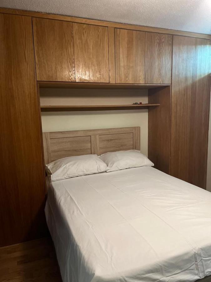 London 1 Bed Cosy House Apartamento Norwood Exterior foto